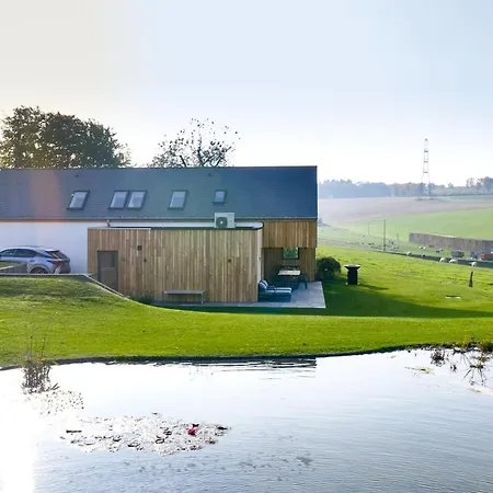 Hébergement de vacances Luxueuse Maison à La Campagne à 5 Min De