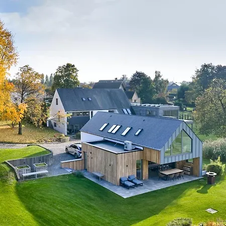 Hébergement de vacances Luxueuse Maison à La Campagne à 5 Min De