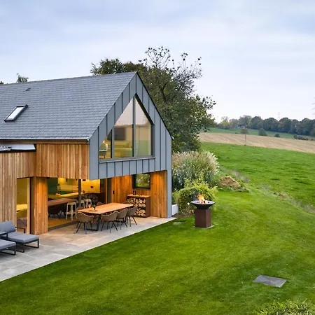 Luxueuse Maison à La Campagne à 5 Min De Hébergement de vacances